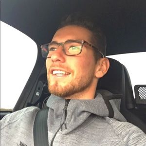 Meet your Posher, Moises